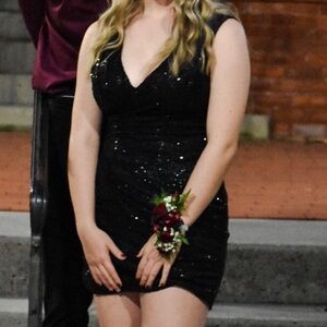 Size 6 La Femme Dress